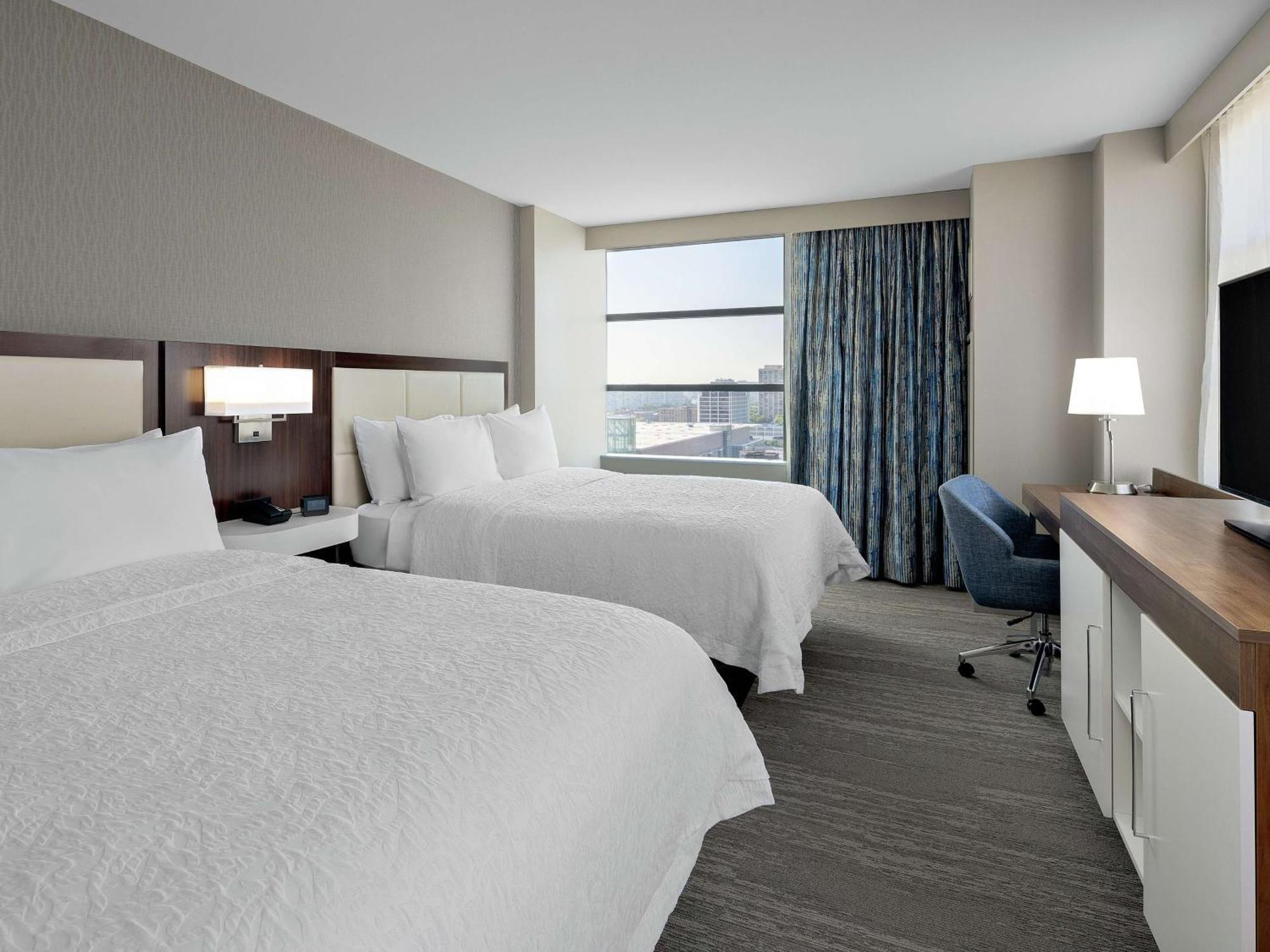 Hampton Inn Chicago Mccormick Place Eksteriør billede