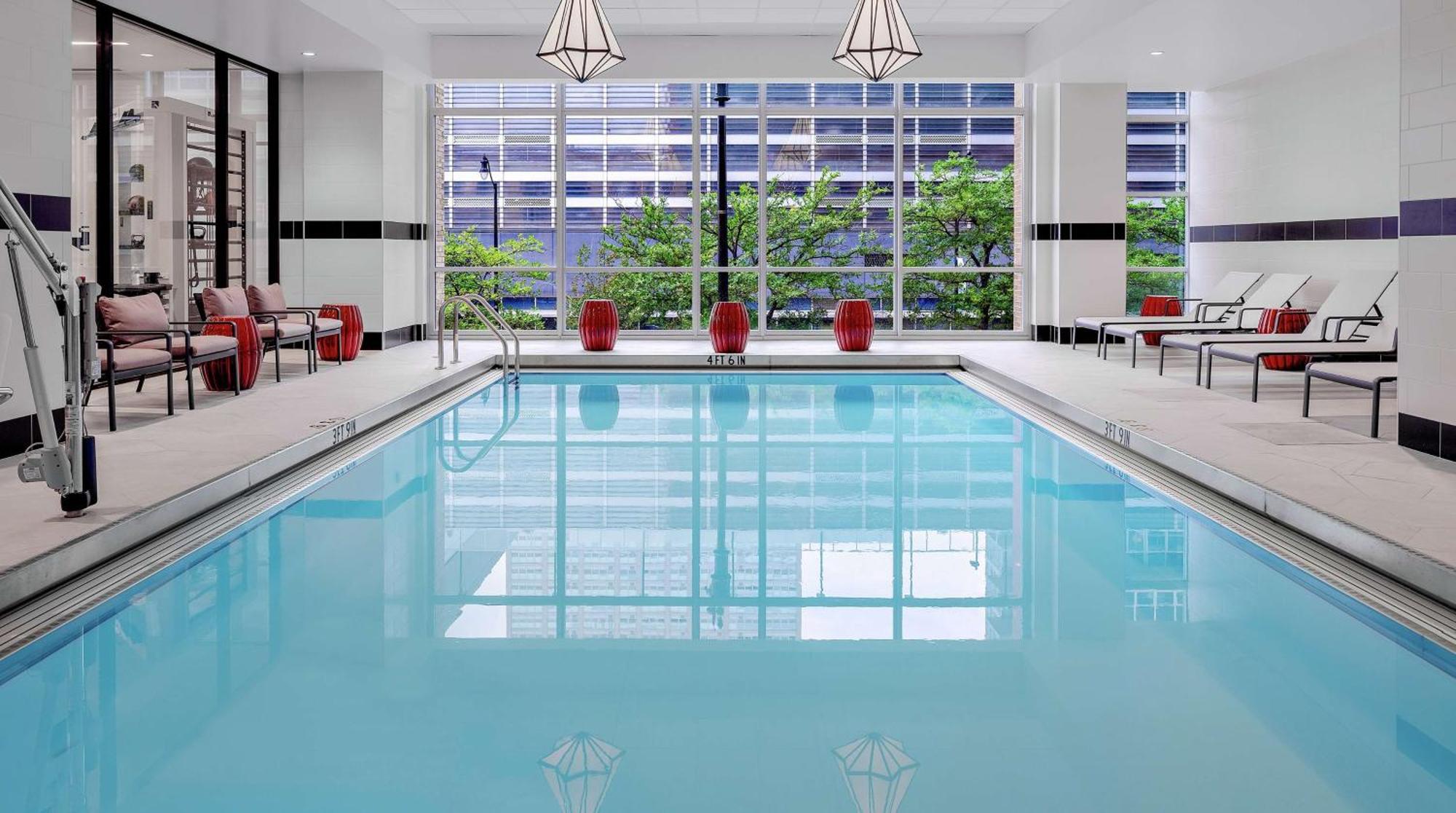 Hampton Inn Chicago Mccormick Place Eksteriør billede
